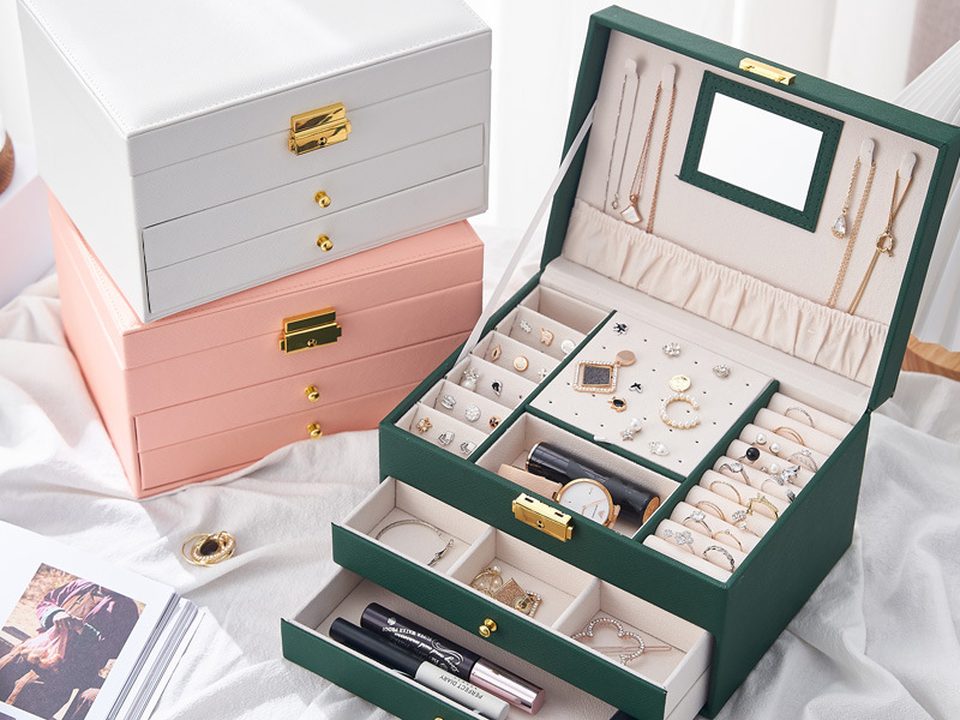 Custom jewelry and watch packaging collection